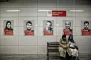15-temmuz-demokrasi-sehitleri-nin-yer-aldigi-afisler-istanbul-da-bulunan-metro-istasyonlarinda.webp