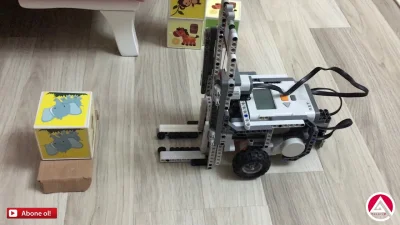 Forklift LEGO Mindstorms NXT - YouTube