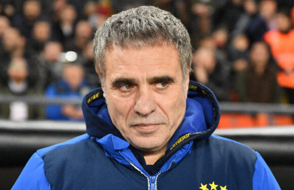 Ersun Yanal'dan Vedat Muriç açıklaması