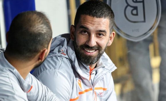 Galatasaray taraftarlarından Arda Turan açıklaması