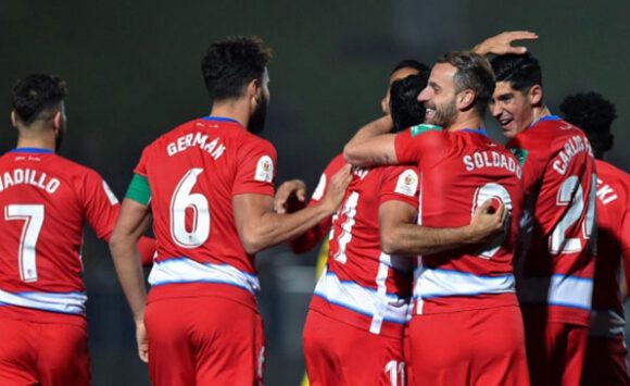 Granada formasıyla ilk golünü atan İsmail Köybaşı sakatlandı