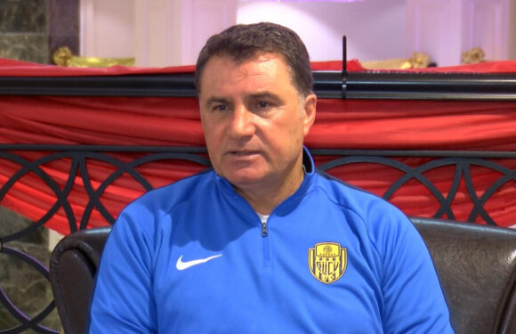 Mustafa Kaplan'la yollar ayrıldı
