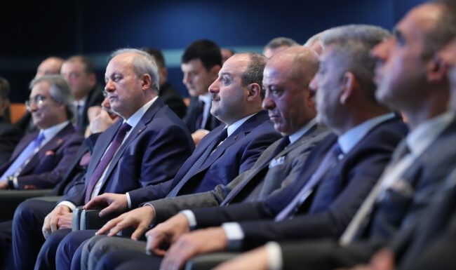 Bakan Varank: 783 yatırım teşvik belgesi ile tarihimizin rekorunu kırdık