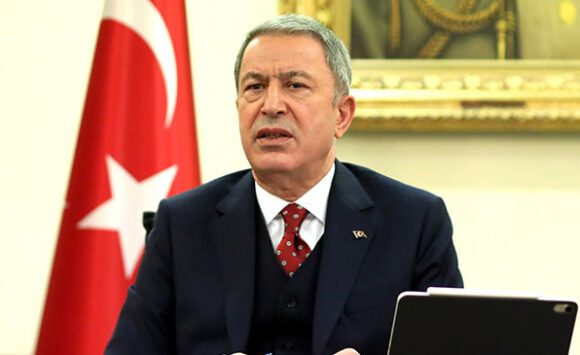 Bakan Akar: Operasyon bölgelerimizde şu ana kadar vakamız olmadı