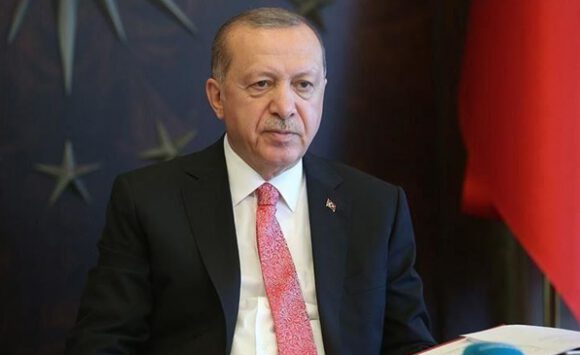 Cumhurbaşkanı Erdoğan: Vicdanınızı ve imzanızı hiçbir gücün emrine vermeyin