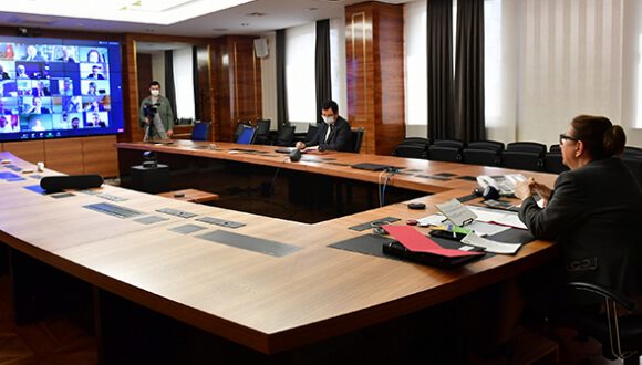 Pekcan’dan Türk Konseyi’ne yerel paralarla ticaret çağrısı