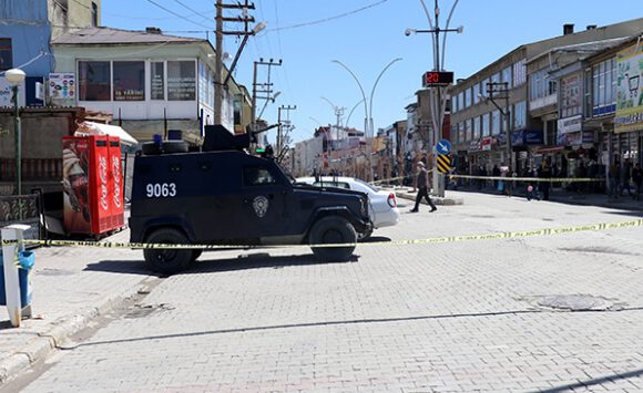 Siyasetçi, akademisyen ve yazarlardan PKK’yı kınama çağrısı