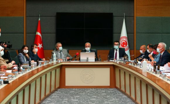 Enerji alanında düzenlemeler içeren teklif komisyonda kabul edildi