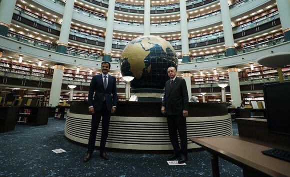 Cumhurbaşkanı Erdoğan, Katar Emiri Al Sani ile Millet Kütüphanesi’ni gezdi