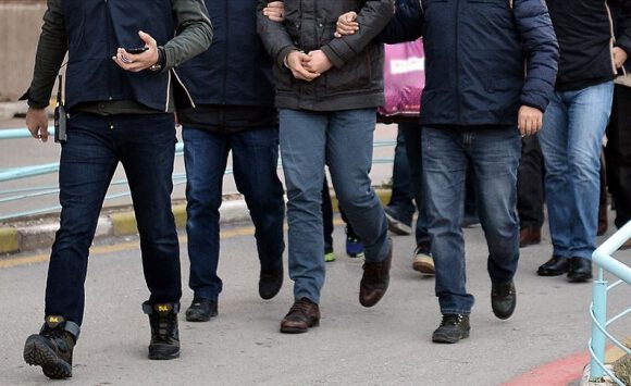 FETÖ’nün TSK yapılanmasına operasyon: 54 gözaltı kararı
