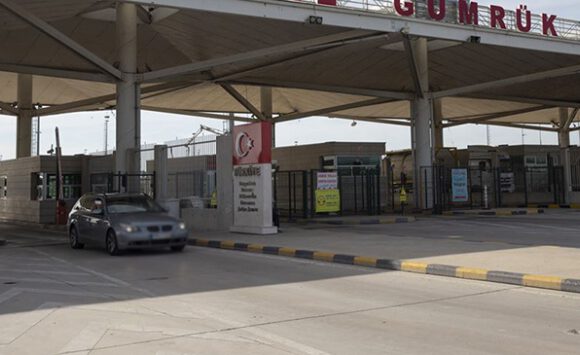 Yurt dışındaki Türk vatandaşlarının araçları için izin süresi uzatıldı