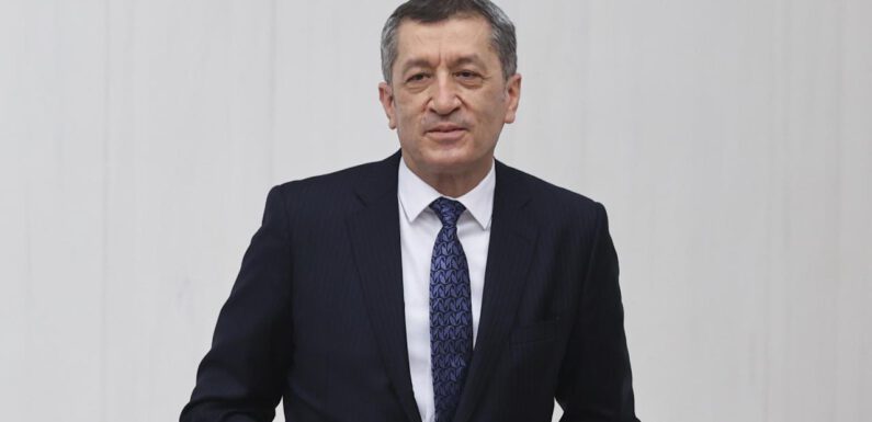 Bakan Selçuk: Yüz yüze eğitim için şartların olgunlaşmasını bekliyoruz