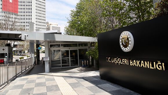 Büyükelçilerin görev yerleri değişti