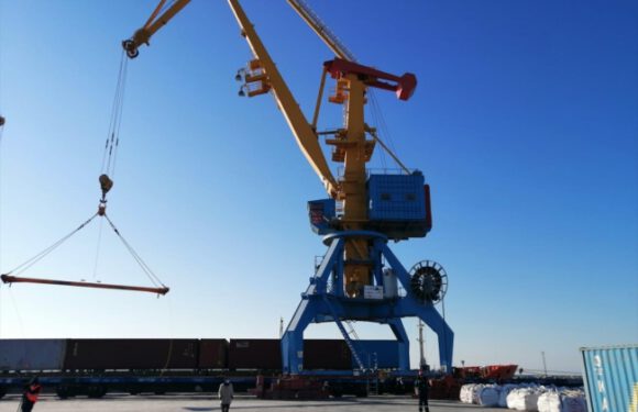 Çin’e giden ilk ihracat treni Kazakistan’a ulaştı