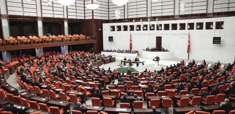 Mithat Sancar ve 22 milletvekilinin dokunulmazlık dosyaları Meclis’e sevk edildi