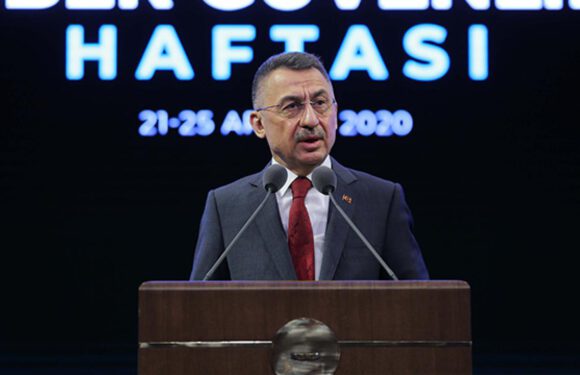 Oktay’dan ABD’ye yaptırım tepkisi: Türkiye ile dostluk kazandırır