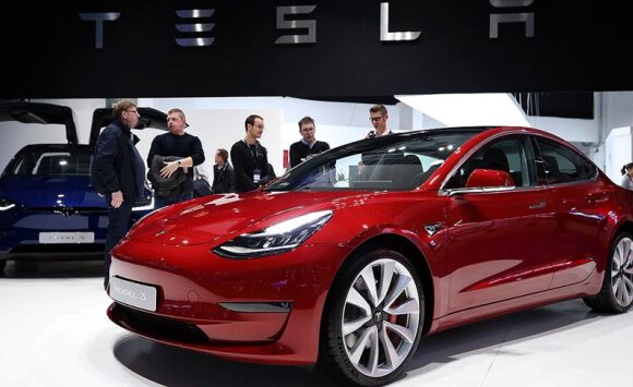 Tesla’dan 3 ayda ikinci 5 milyar dolarlık hisse satışı