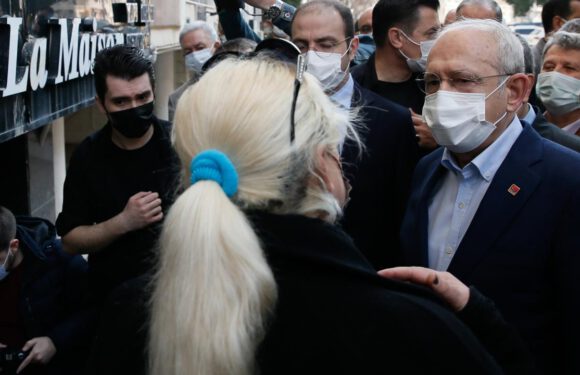 İzmir’de sel mağdurları Kılıçdaroğlu ve Soyer’e tepki gösterdi