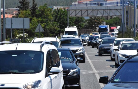 Trafikteki araç sayısı 26 milyon 229 bin oldu TRT Haber Ekonomi Haberleri TÜİK
