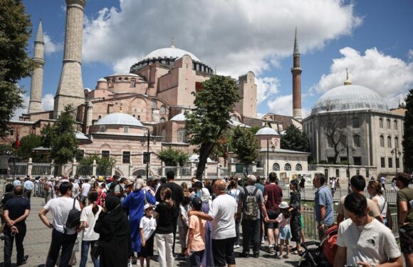 İsrailli turist sayısı bu yıl 5 kat arttı TRT Haber Ekonomi Haberleri AA