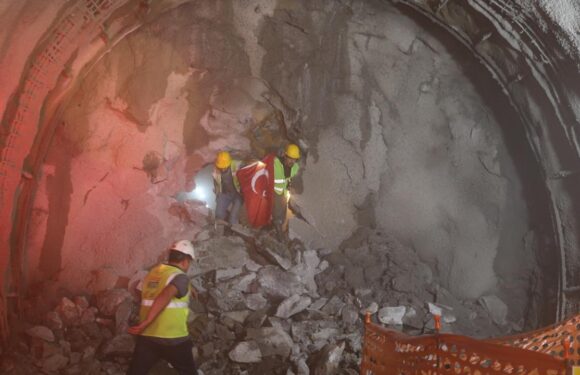 Gebze OSBDarıca Sahil Metro Hattı rekor sürede tamamlandı TRT Haber Ekonomi Haberleri AA