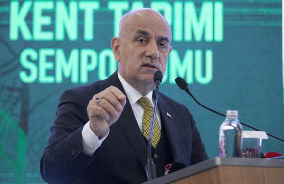 Bakan Kirişci: Çevreye duyarlılık adına uygulanması gereken kent tarımıdır TRT Haber Ekonomi Haberleri AA