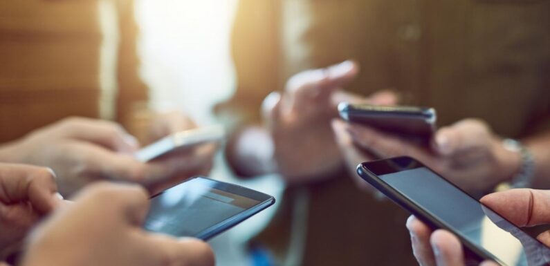 BDDK’dan cep telefonlarına taksit düzenlemesi TRT Haber Ekonomi Haberleri TRT Haber