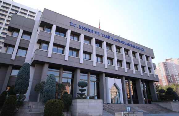 Bakanlık uyardı: Gerçek dışı yatırım duyurularına itibar etmeyin TRT Haber Ekonomi Haberleri AA