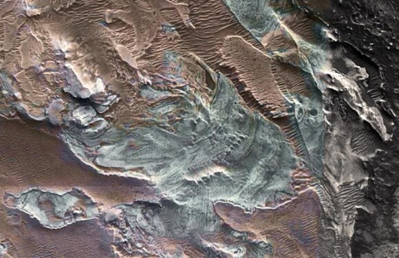 Mars’ta antik bir buzulun kalıntıları görüntülendi TRT Haber Bilim Teknoloji Haberleri CNN International