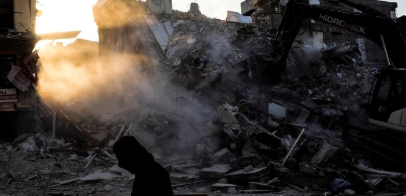 Deprem bölgesindeki hasar ödemeleri 55,5 milyar TLye ulaştı TRT Haber Ekonomi Haberleri AA
