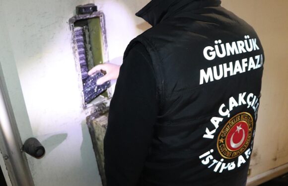 Yılın ilk yarısında yaklaşık 8 milyar liralık kaçak eşya ele geçirildi TRT Haber Ekonomi Haberleri AA