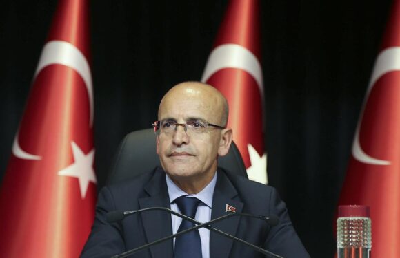 Bakan Şimşek: Kalıcı refah artışı için ihracatı önceliklendirmeye devam edeceğiz TRT Haber Ekonomi Haberleri TRT Haber