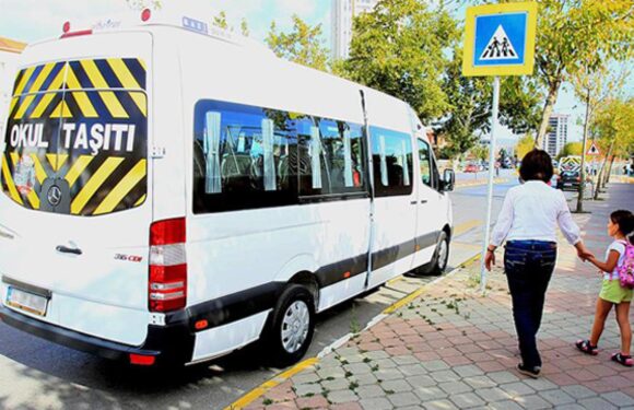İzmir’de okul servisleri için ücret tarifesi belli oldu TRT Haber Ekonomi Haberleri AA