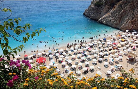 Türkiye’den turizm rekoru: 7 ayda 30 milyonu aştı TRT Haber Ekonomi Haberleri TRT Haber