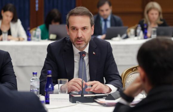 Bakan Bayraktar: Karadeniz gazı ile 2028’de 150 milyar metreküp giriş kapasitesine ulaşılacak TRT Haber Ekonomi Haberleri TRT Haber