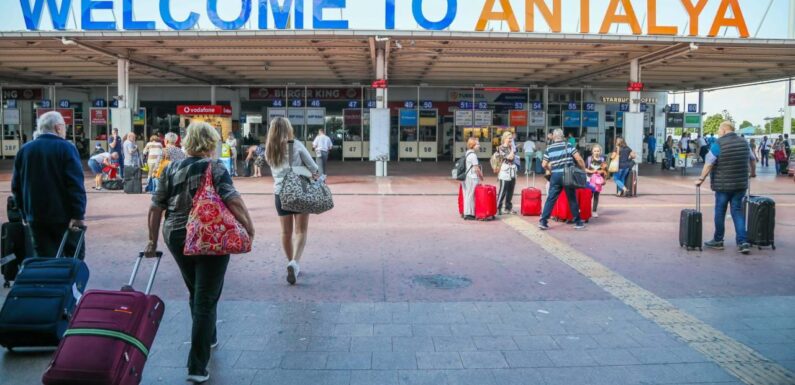 Antalya’da turizm sezonu uzadı TRT Haber Ekonomi Haberleri DHA