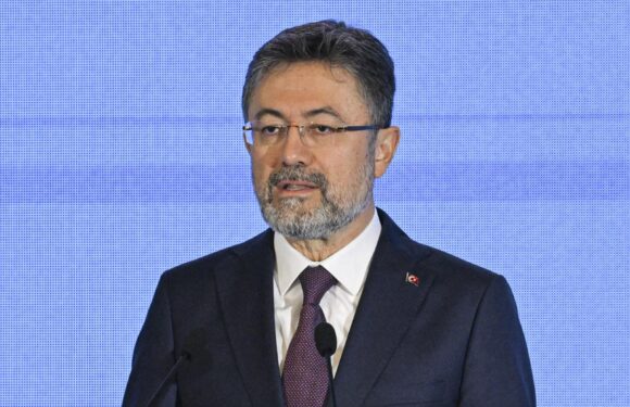 Bakan Yumaklı: Tarımsal ihracatı artırmak başlıca görevimiz TRT Haber Ekonomi Haberleri AA