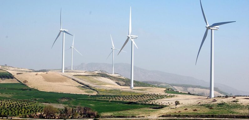 Yenilenebilir enerji için yeni alanlar belirlendi TRT Haber Ekonomi Haberleri AA