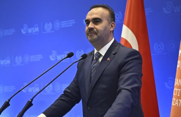 Bakan Kacır: Verimlilik alanında 2 binden fazla projeye destek sağladık TRT Haber Ekonomi Haberleri AA