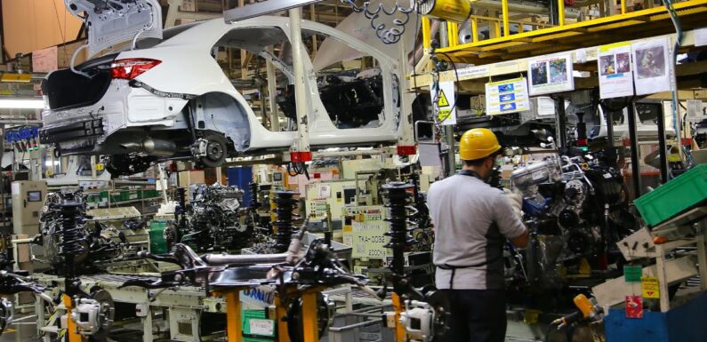 Otomotiv ihracatı eylülde 2,8 milyar dolar oldu TRT Haber Ekonomi Haberleri AA