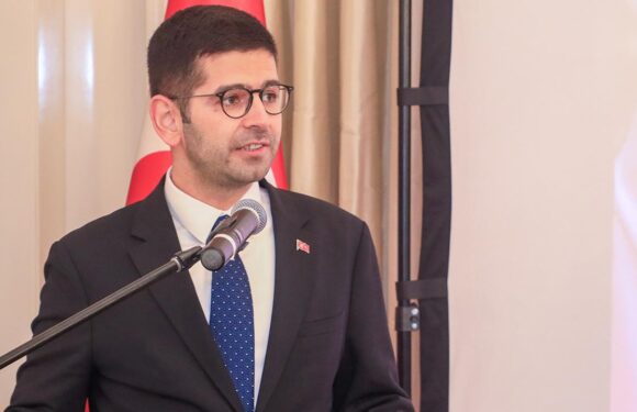 Dağlıoğlu: Yatırımcıların yakın ilgisi doğrudan yatırımlara dönüşecek TRT Haber Ekonomi Haberleri AA