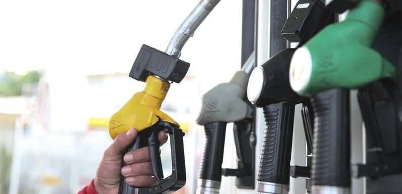 Bayram tatilinde 659,2 milyon litre akaryakıt satışı yapıldı