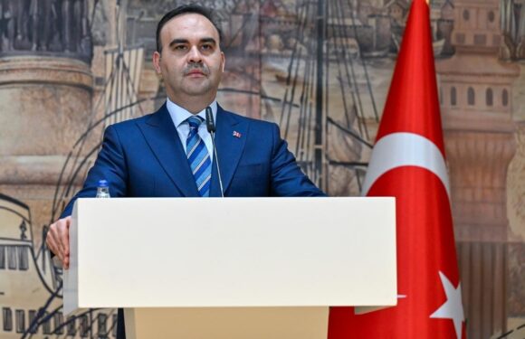 Bakan Kacır: Türkiye’yi helal ekonomisine yön veren lider ülke konumuna taşıyacağız