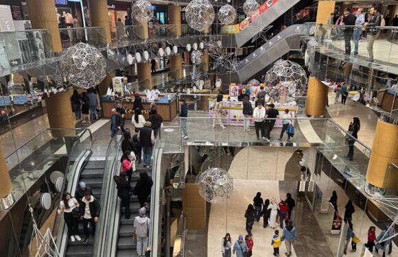 CHP’nin boykot çağrısı ters tepti: 2 Nisan’da alışveriş rekoru kırıldı