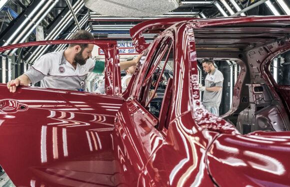 Otomotiv, martta en fazla ihracat yapan sektör oldu