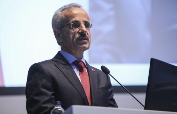 Bakan Uraloğlu, Çin’de İpek Yolu Fuarı’na katılacak