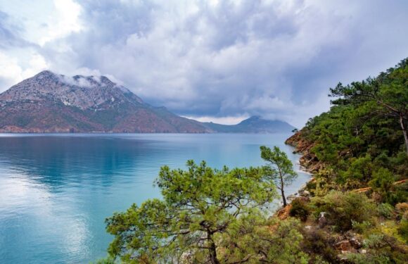 Antalya, D8 Yılın Turizm Şehri Ödülü’nü aldı