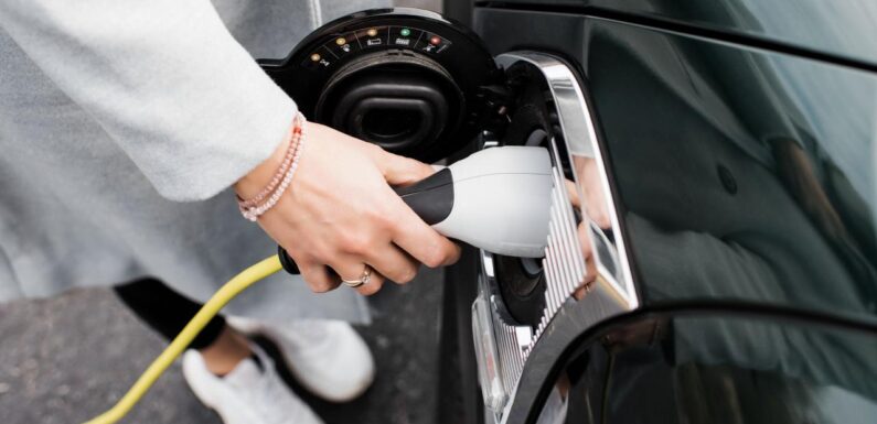 Elektrikli araç satışları nisanda yüzde 29 arttı