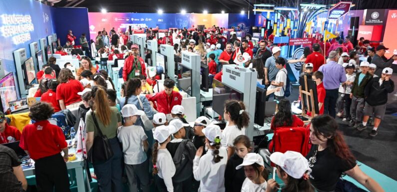 Devlet korumasındaki çocuklar projeleriyle TEKNOFEST KKTC’de