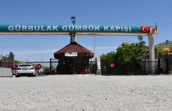 Gürbulak’ta kömüre emdirilmiş 1,8 ton uyuşturucu ele geçirildi